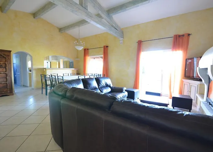 圣托佩高尔夫豪华别墅